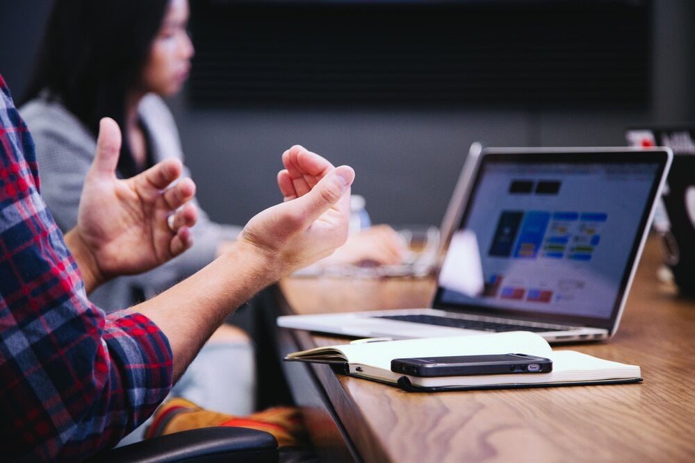 Is it Better to Build or Buy Employee Training Software?: 8 Factors to Consider